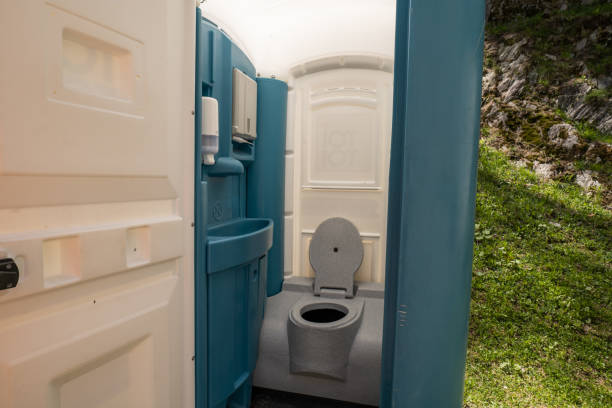 Types of Portable Toilets We Offer in Compton, CA